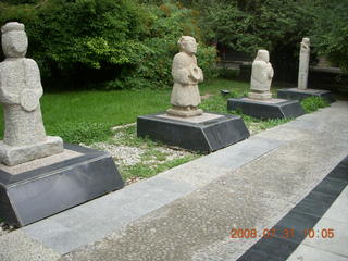 141 6kx. eclipse - Jiuquan park statues