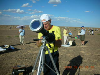 222 6l1. eclipse - Jiayuguan - Gobi Desert - Bill getting ready