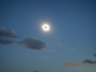 272 6l1. eclipse - Jiayuguan - Gobi Desert - total eclipse with corona and clouds and planet Mercury