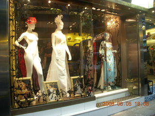 256 6l5. eclipse - Hong Kong - wedding dress store