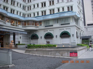 26 6l6. eclipse - Hong Kong - morning run - Peninsula Hotel