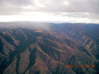 36 6n5. aerial - Washington, Idaho, Oregon flight - Snake River canyon - Hells Canyon