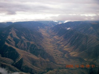 49 6n5. aerial - Washington, Idaho, Oregon flight - Snake River canyon - Hells Canyon