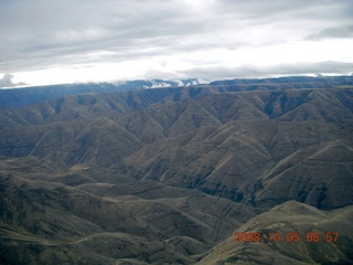 61 6n5. aerial - Washington, Idaho, Oregon flight - Snake River canyon - Hells Canyon