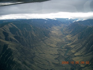 69 6n5. aerial - Washington, Idaho, Oregon flight - Snake River canyon - Hells Canyon