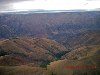 73 6n5. aerial - Washington, Idaho, Oregon flight - Snake River canyon - Hells Canyon