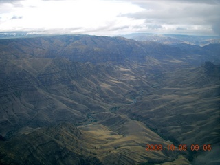 78 6n5. aerial - Washington, Idaho, Oregon flight - Snake River canyon - Hells Canyon