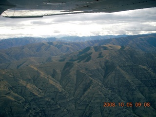 83 6n5. aerial - Washington, Idaho, Oregon flight - Snake River canyon