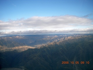 89 6n5. aerial - Washington, Idaho, Oregon flight - Snake River canyon