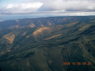 105 6n5. aerial - Washington, Idaho, Oregon flight - Snake River canyon