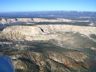 120 6nr. aerial - Utah landscape - No Man's Mesa