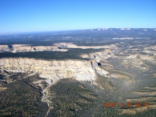 122 6nr. aerial - Utah landscape - No Man's Mesa