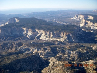 126 6nr. aerial - Utah landscape -  No Man's Mesa