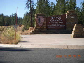178 6nr. Bryce Canyon entrance sign