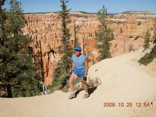 Bryce Canyon - Peek-A-Boo loop to Bryce Point