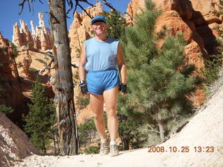 256 6nr. Bryce Canyon - Adam - Peek-A-Boo loop