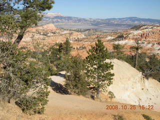 367 6nr. Bryce Canyon - Queens Garden trail
