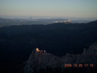 417 6nr. Bryce Canyon - Molly's Nipple and No Man's Mesa