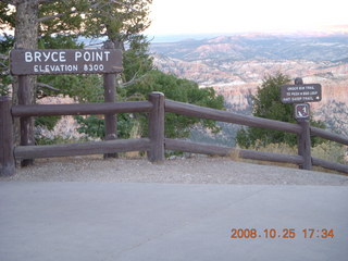 450 6nr. Bryce Canyon - Bryce Point sign