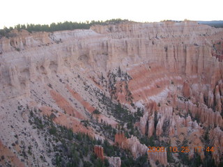 464 6nr. Bryce Canyon - sunset view at Bryce Point