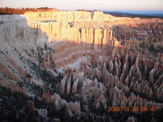 13 6ns. Bryce Canyon - sunrise at Bryce Point