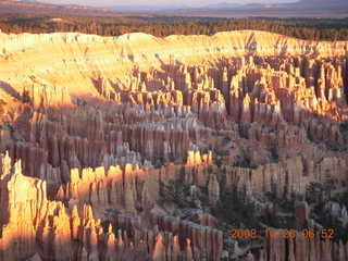 22 6ns. Bryce Canyon - sunrise at Bryce Point