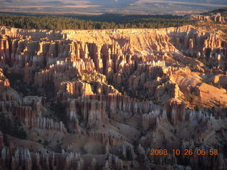 26 6ns. Bryce Canyon - sunrise at Bryce Point