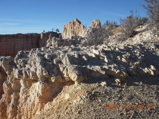 76 6ns. Bryce Canyon - rim trail from fairyland to sunrise