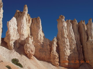 114 6ns. Bryce Canyon - Tower Bridge trail from sunrise