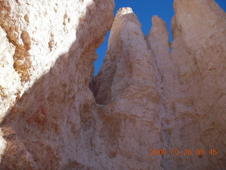 121 6ns. Bryce Canyon - Tower Bridge trail from sunrise