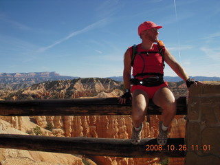 239 6ns. Bryce Canyon - Adam at Fairyland viewpoint