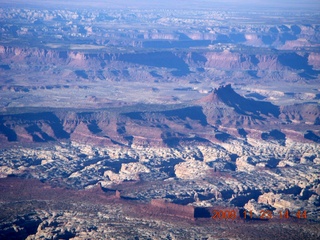 158 6pp. aerial - Canyonlands