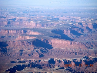 186 6pp. aerial - Canyonlands