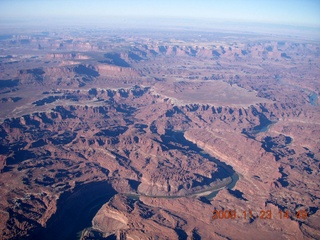 188 6pp. aerial - Canyonlands