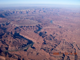 189 6pp. aerial - Canyonlands