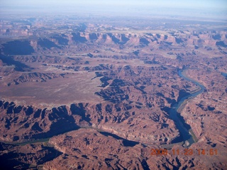 194 6pp. aerial - Canyonlands