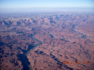 196 6pp. aerial - Canyonlands