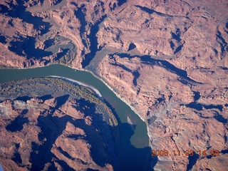 228 6pp. aerial - Canyonlands - Colorado River (looking for picnic tables)