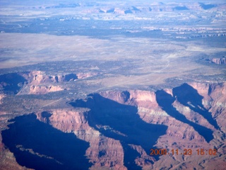 238 6pp. aerial - Canyonlands - Dead Horse Point