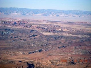 259 6pp. aerial - Canyonlands area