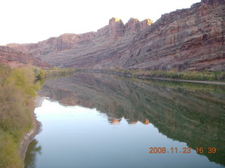 285 6pp. view from new Colorado River bridge in Moab