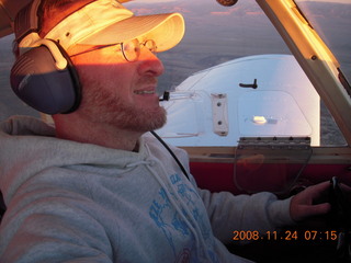 14 6pq. Adam flying N4372J at sunrise in Utah