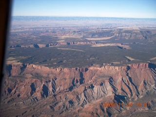 267 6pq. aerial - Colorado canyon