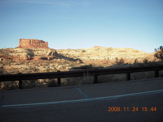 302 6pq. road to Canyonlands