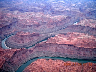 37 6ps. aerial - Canyonlands, cloudy dawn
