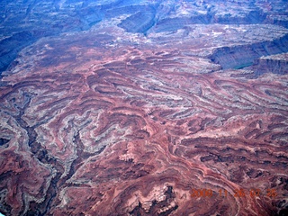 41 6ps. aerial - Canyonlands, cloudy dawn