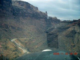 113 6ps. flying with LaVar - aerial - Utah backcountryside - Hidden Splendor canyon departure