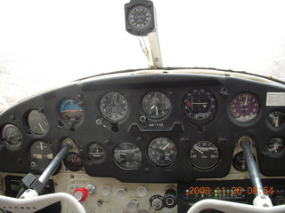 129 6ps. flying with LaVar - N5174A instrument panel
