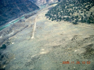 flying with LaVar - aerial - Utah backcountryside - Green River - Desolation Canyon
