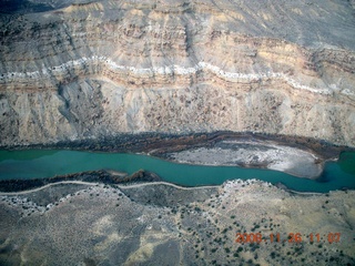 393 6ps. flying with LaVar - aerial - Utah backcountryside - Green River - Desolation Canyon